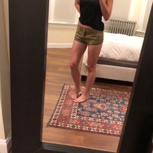 Free People army green boyfriend shorts size 27